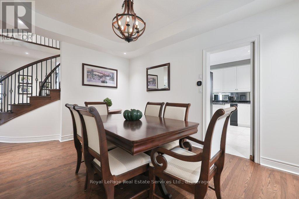 2187 Mariposa Road, Oakville, Ontario  L6M 4R9 - Photo 9 - W12904624