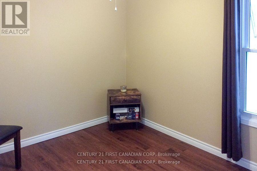 106 Angelo Drive, West Elgin, Ontario  N0L 2P0 - Photo 23 - X12904562