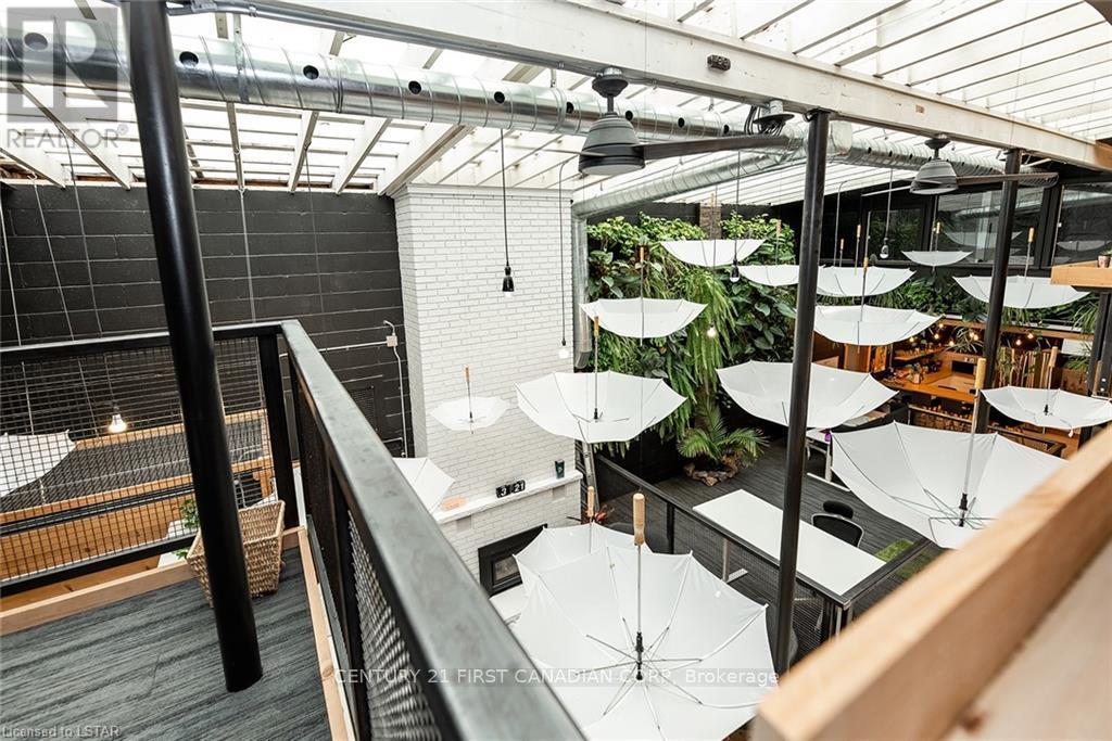 Atrium - 28 Princess Avenue, St. Thomas, Ontario  N5R 3V4 - Photo 19 - X12904654