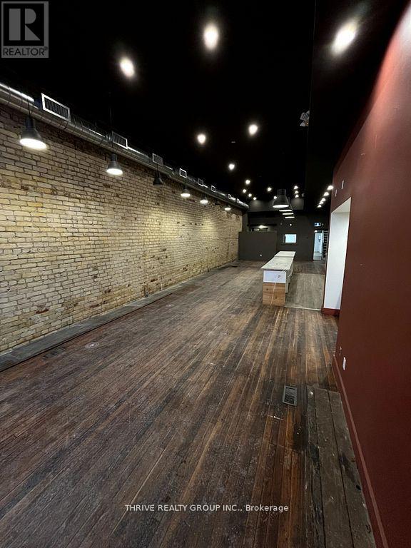 63 Frank Street, Strathroy-Caradoc, Ontario  N7G 2R3 - Photo 3 - X12904684