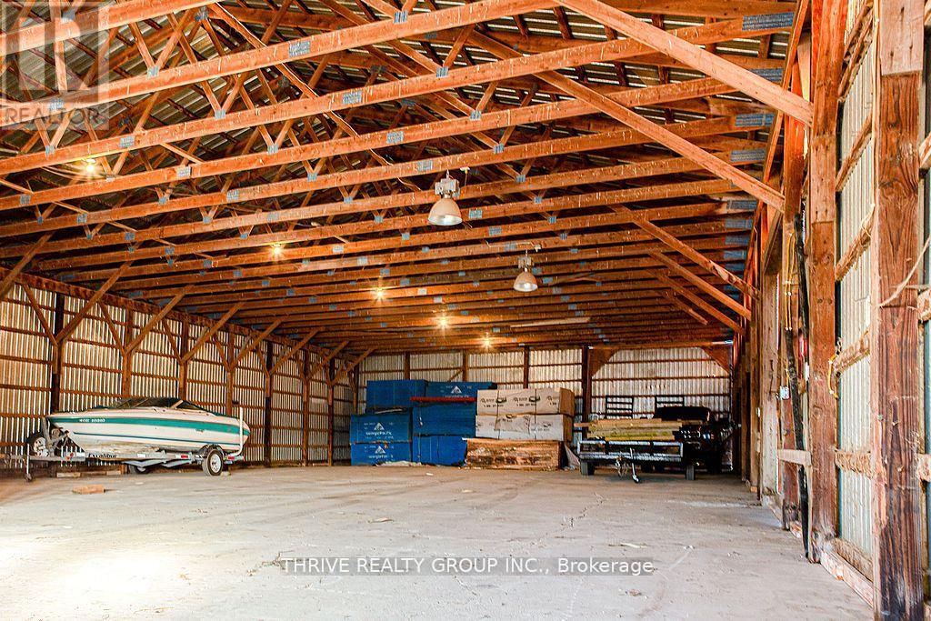 2921 Cuddy Drive, Adelaide Metcalfe, Ontario N7G 3H6 - Photo 7 - X12904688