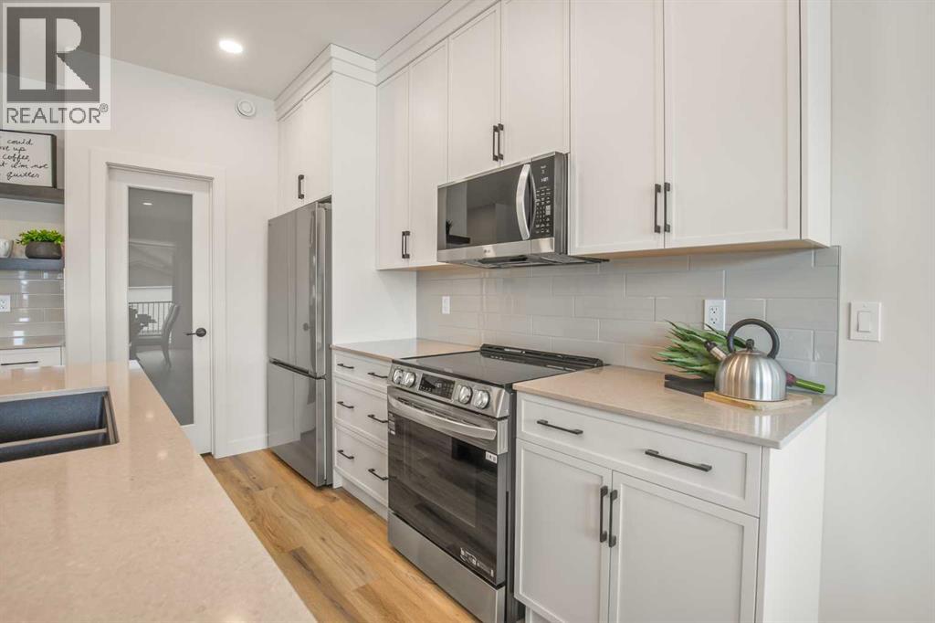 151 Cedar Square, Blackfalds, Alberta  T4M 0A2 - Photo 22 - A2264257