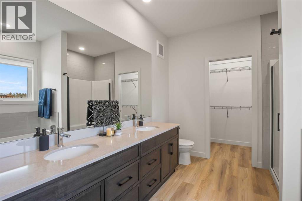 151 Cedar Square, Blackfalds, Alberta  T4M 0A2 - Photo 11 - A2264257