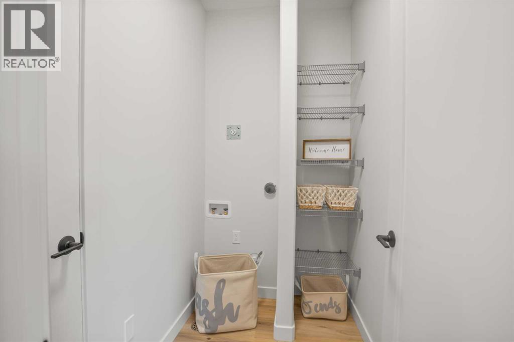 151 Cedar Square, Blackfalds, Alberta  T4M 0A2 - Photo 4 - A2264257