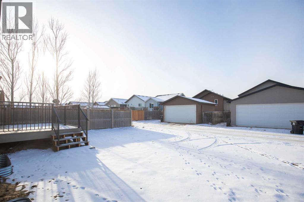 151 Cedar Square, Blackfalds, Alberta  T4M 0A2 - Photo 37 - A2264257