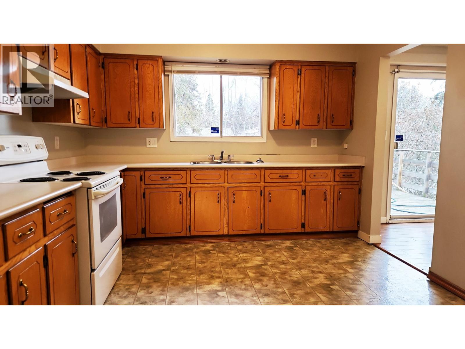 2764 Upland Street, Prince George, British Columbia  V2L 4Y1 - Photo 13 - R3100701