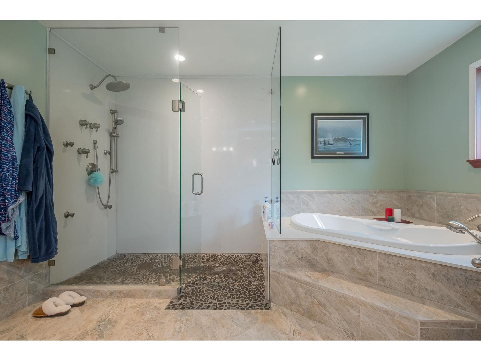 2572 204 Street, Langley, British Columbia  V2Z 2B6 - Photo 25 - R3085285