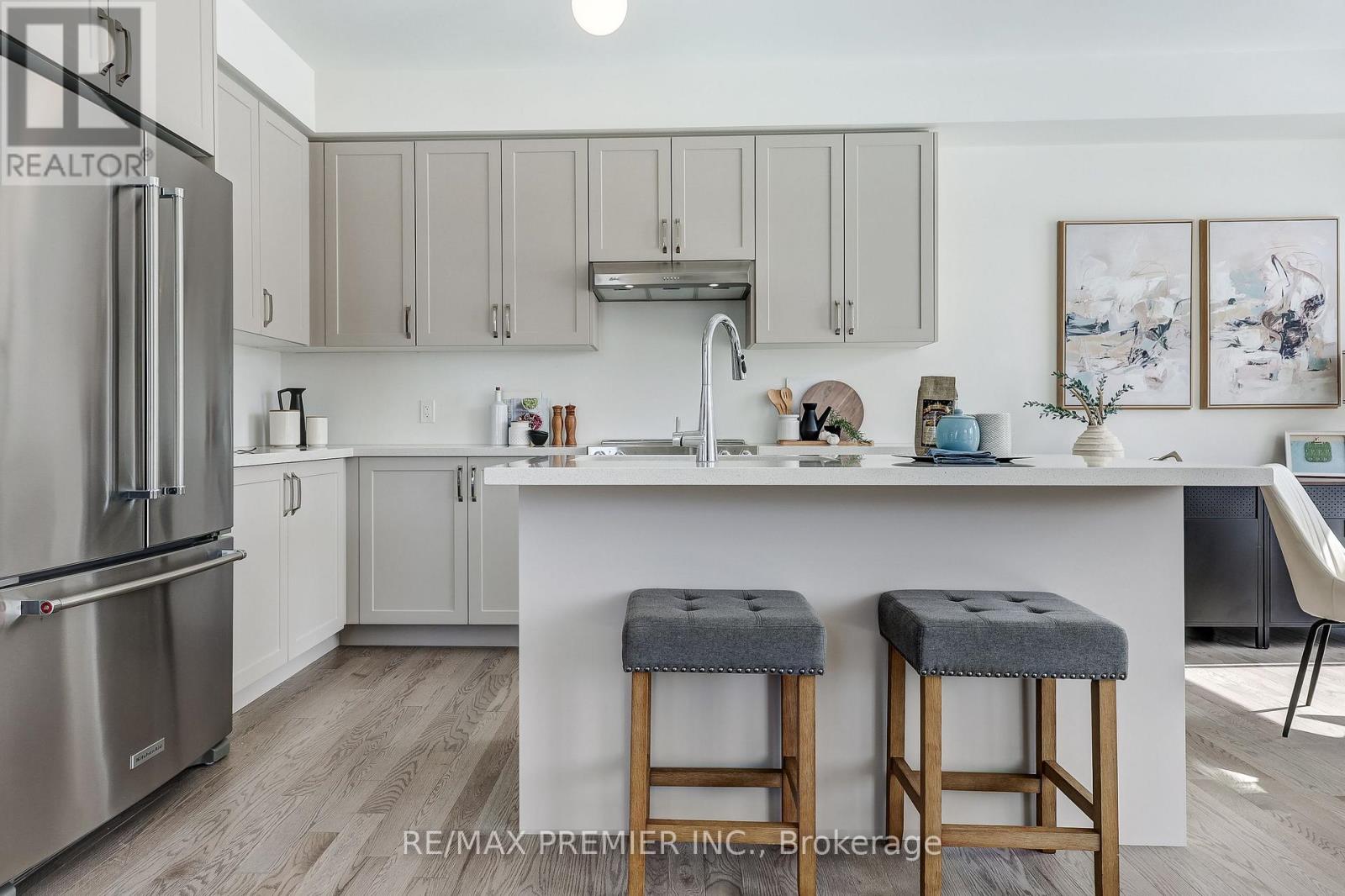 101 Armilia Place, Whitby, Ontario L1P 0P7 - Photo 16 - E12890494