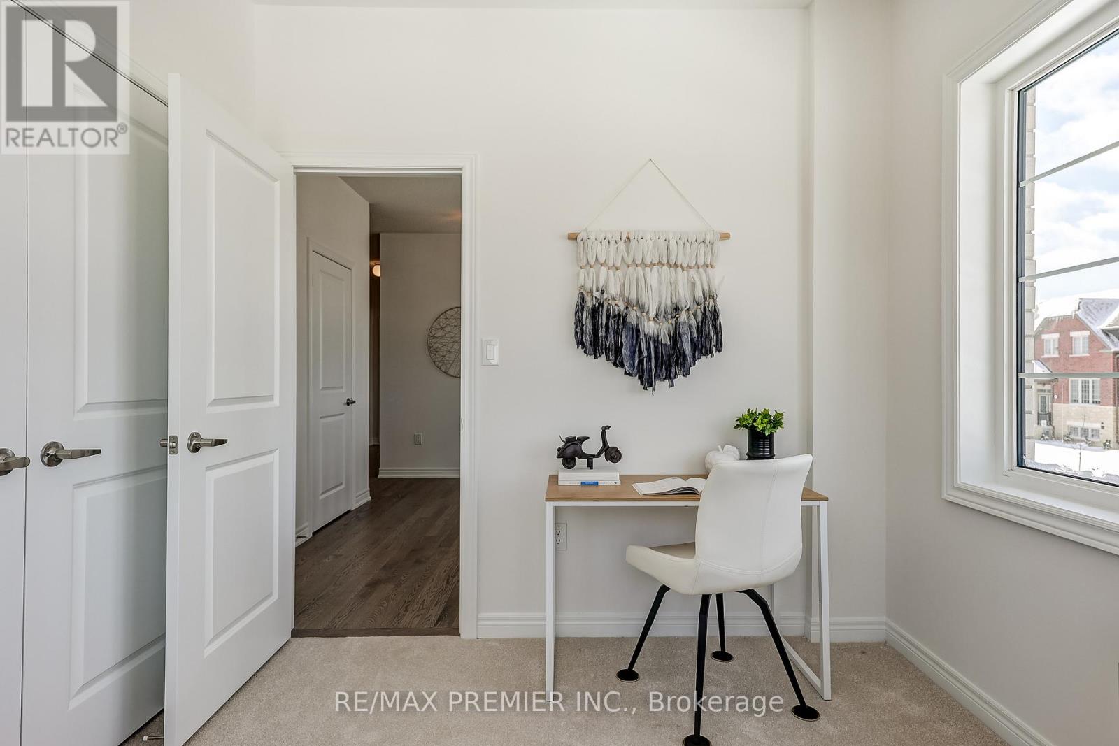 101 Armilia Place, Whitby, Ontario L1P 0P7 - Photo 30 - E12890494