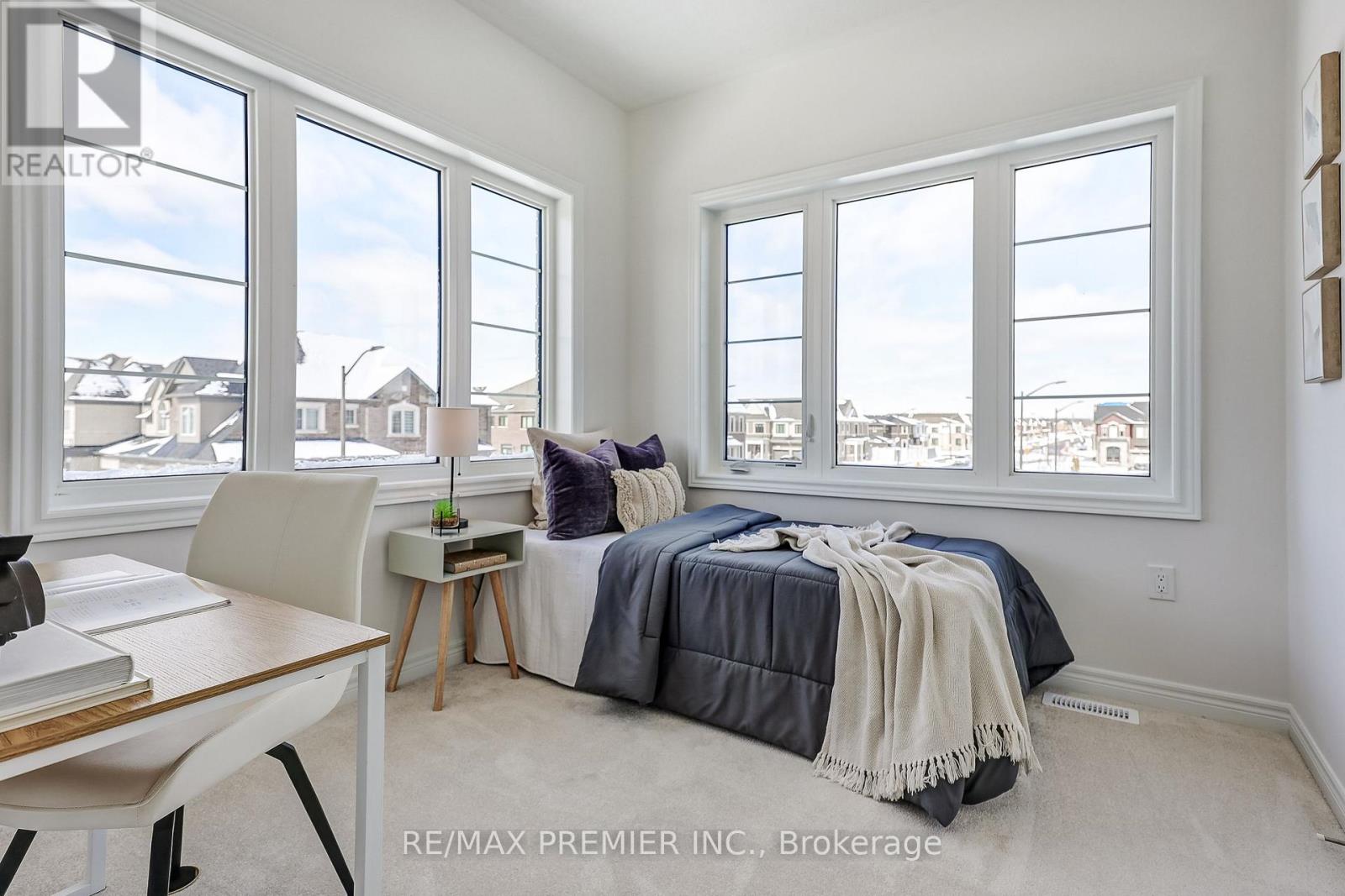 101 Armilia Place, Whitby, Ontario L1P 0P7 - Photo 29 - E12890494