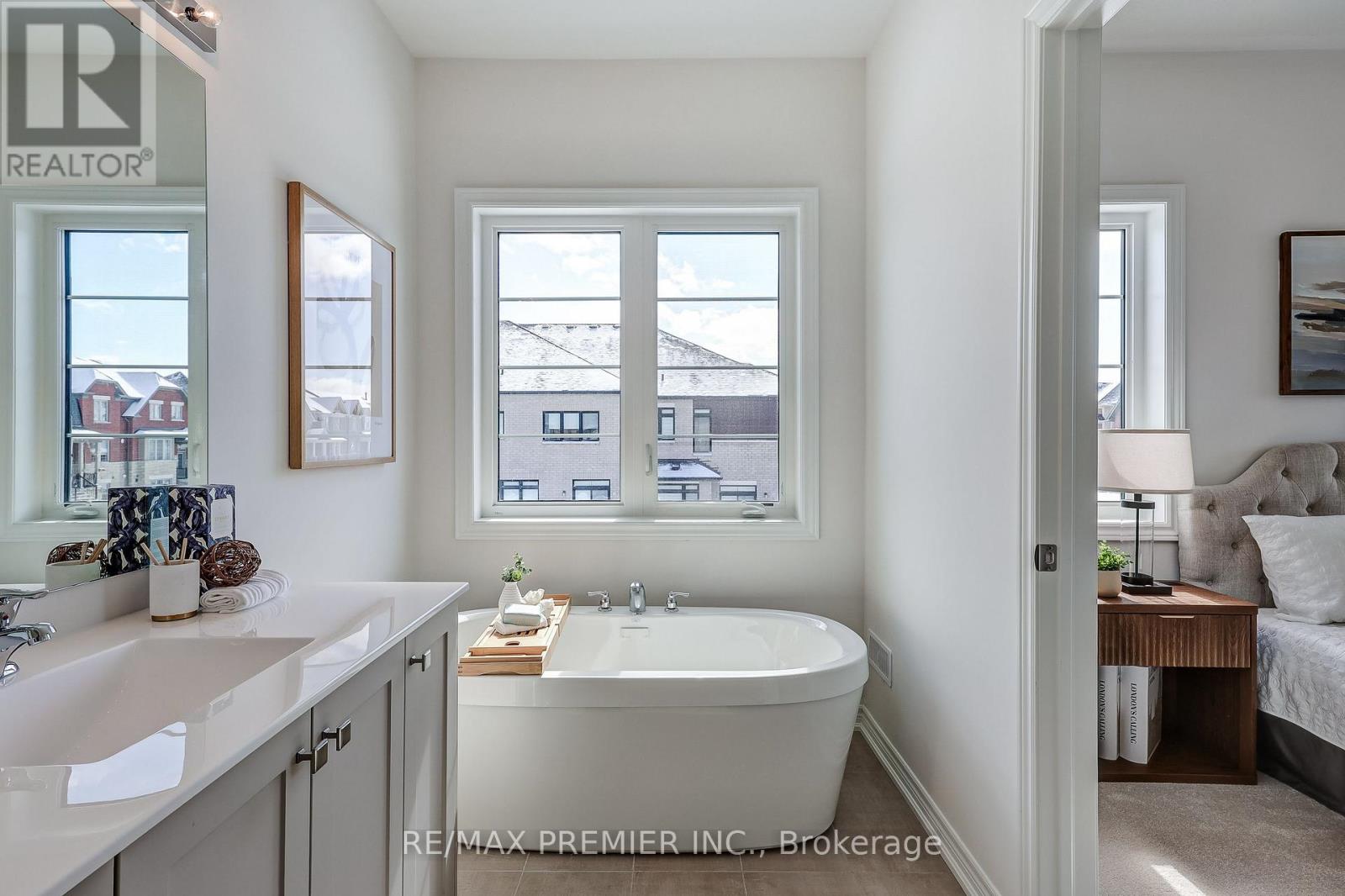 101 Armilia Place, Whitby, Ontario L1P 0P7 - Photo 42 - E12890494