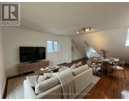 UPPER - 220 PAPE AVENUE, Toronto, Ontario