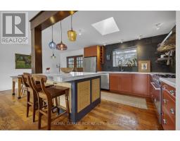 22 RICE DRIVE, King, Ontario