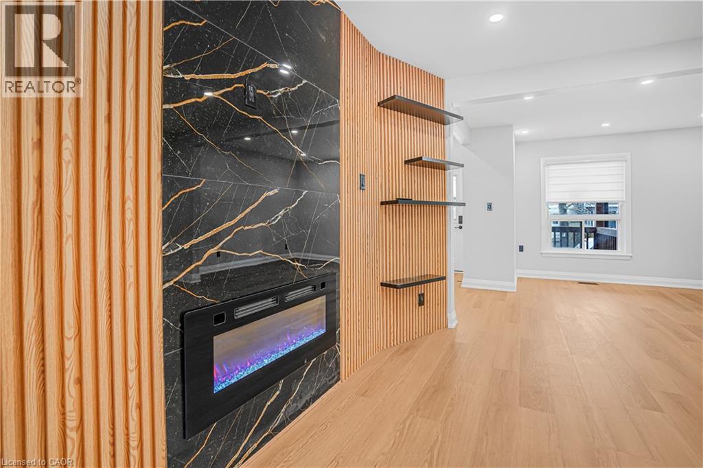 155 Avondale Street, Hamilton, Ontario  L8L 7C1 - Photo 6 - 40813744