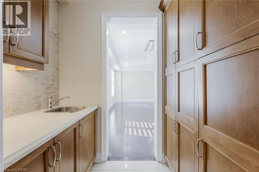 206 Jessie Caverhill Passage, Oakville, Ontario  L6M 0Z6 - Photo 16 - 40813189