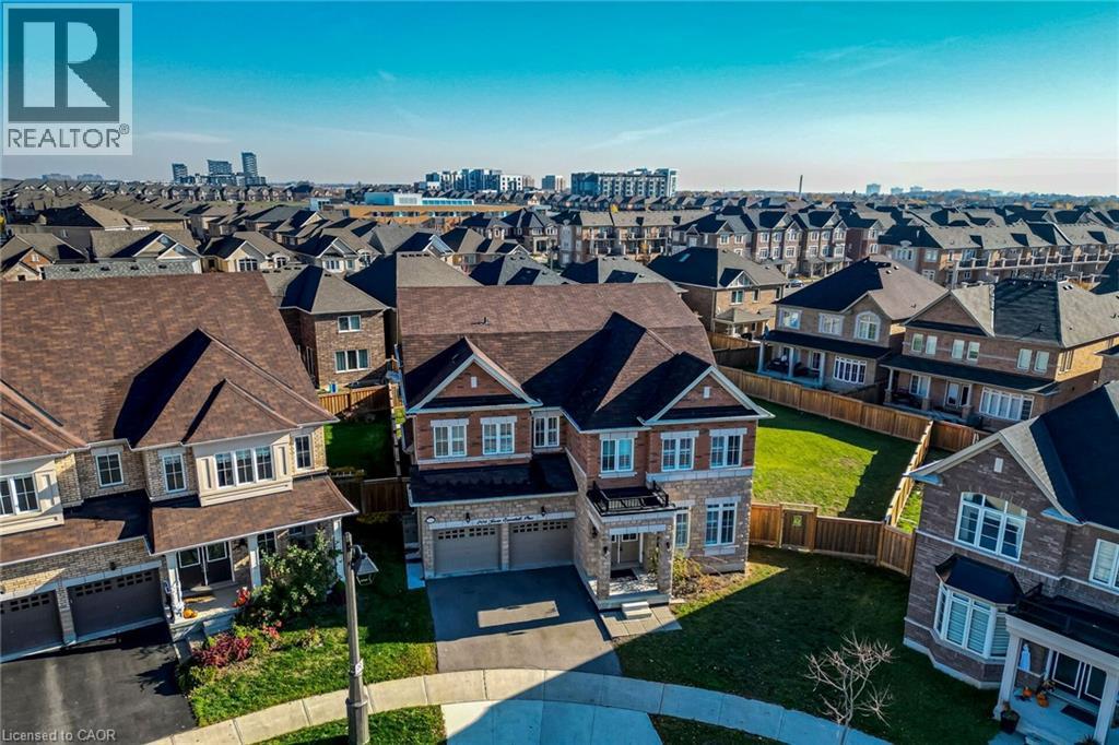 206 Jessie Caverhill Passage, Oakville, Ontario  L6M 0Z6 - Photo 34 - 40813189