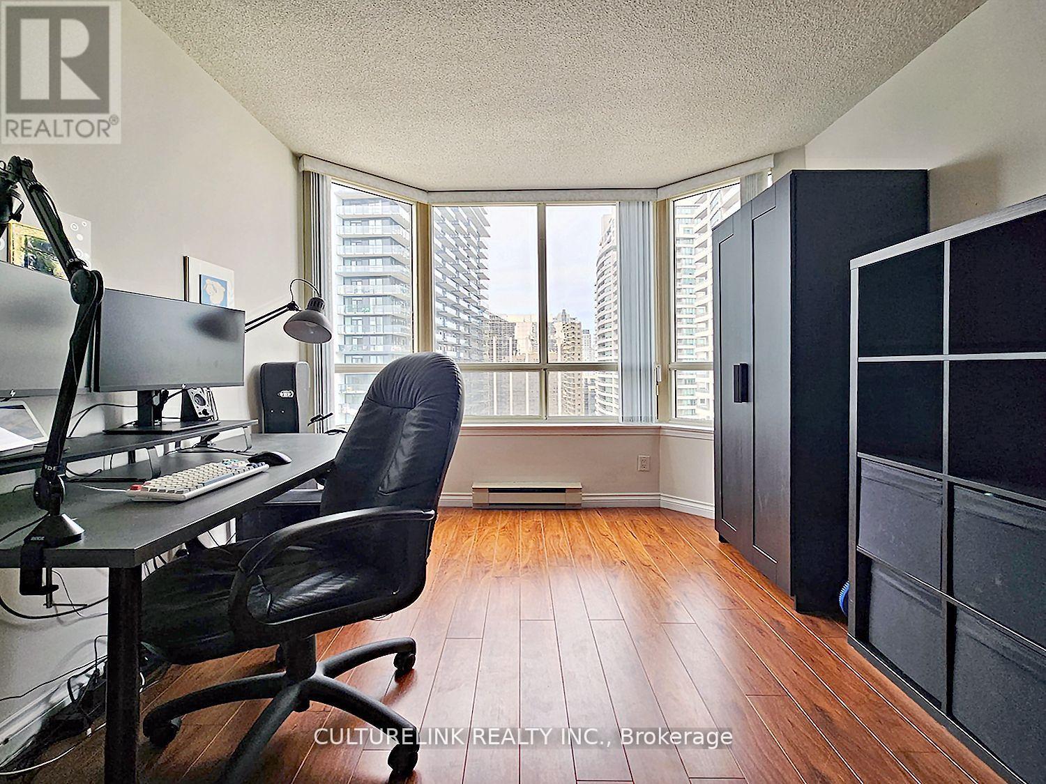 2215 - 30 Greenfield Avenue, Toronto, Ontario  M2N 6N3 - Photo 4 - C12904548