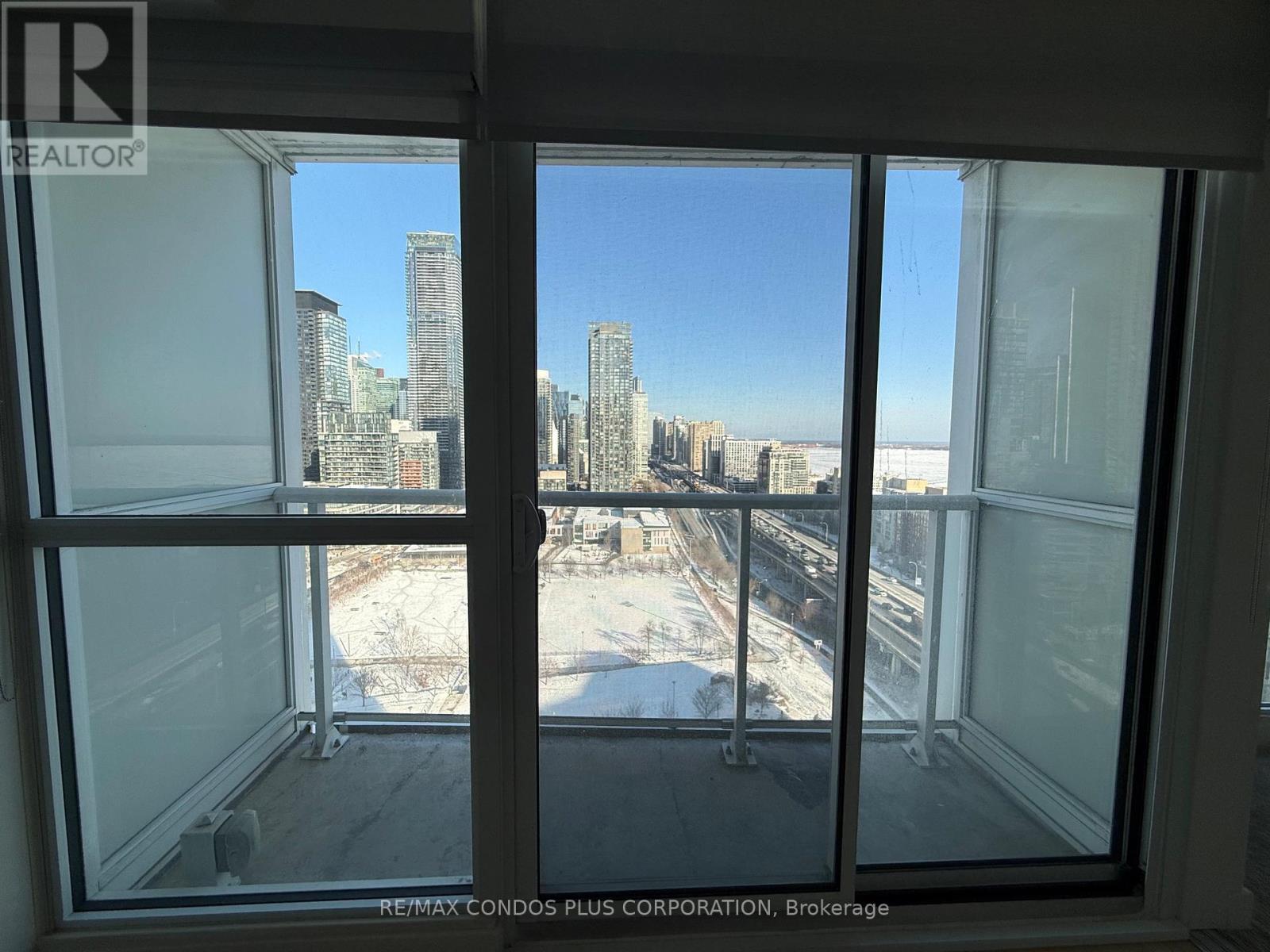 2502 - 75 Queens Wharf Road, Toronto, Ontario  M5V 0J8 - Photo 8 - C12904620