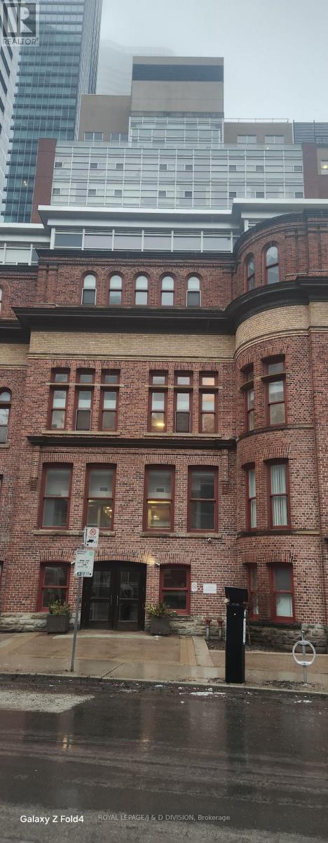 1013 - 11 St Joseph Street, Toronto, Ontario  M4Y 3G4 - Photo 9 - C12904660