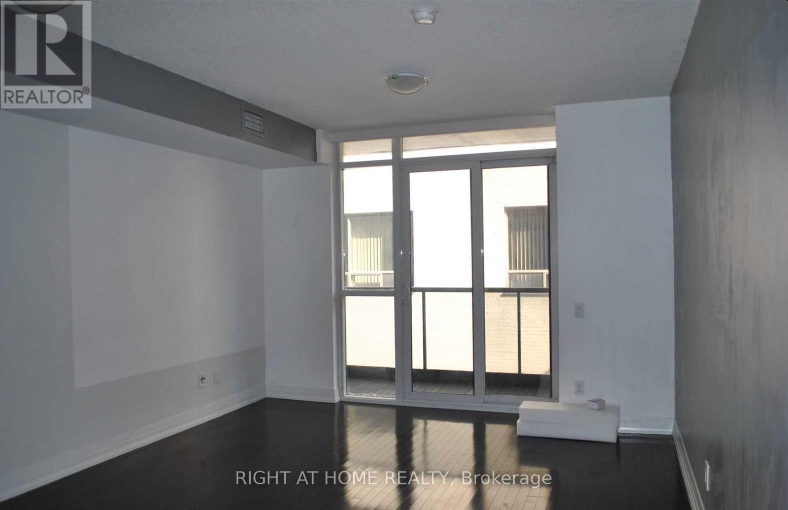 303 - 25 Carlton Street, Toronto, Ontario  M5B 1L4 - Photo 9 - C12904694