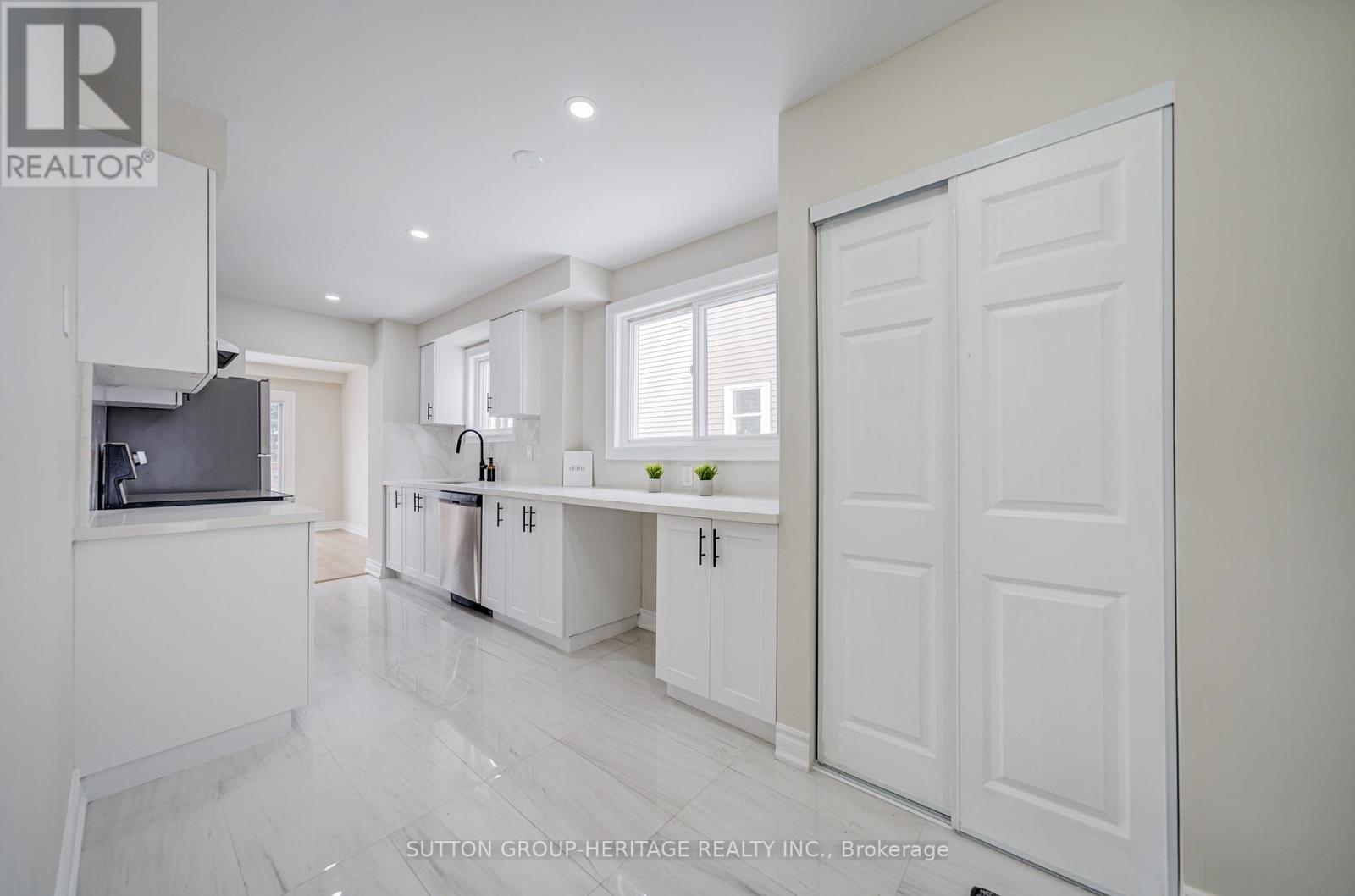 639 Down Crescent, Oshawa, Ontario  L1H 7X9 - Photo 12 - E12904544