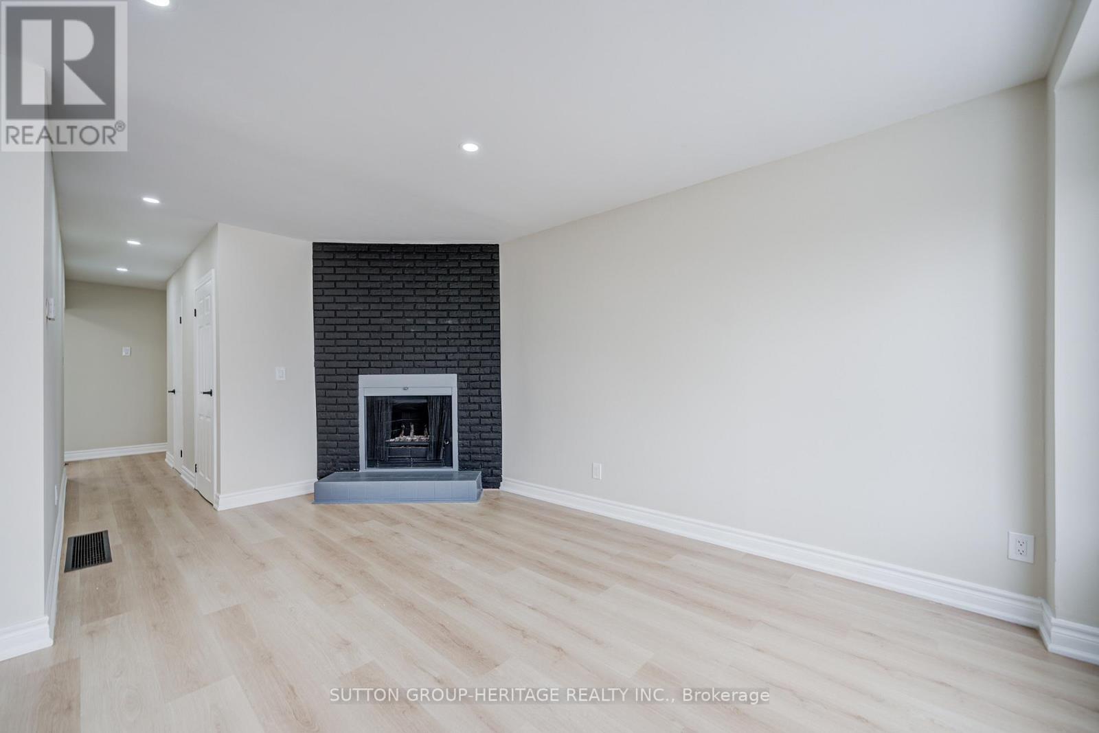 639 Down Crescent, Oshawa, Ontario  L1H 7X9 - Photo 18 - E12904544