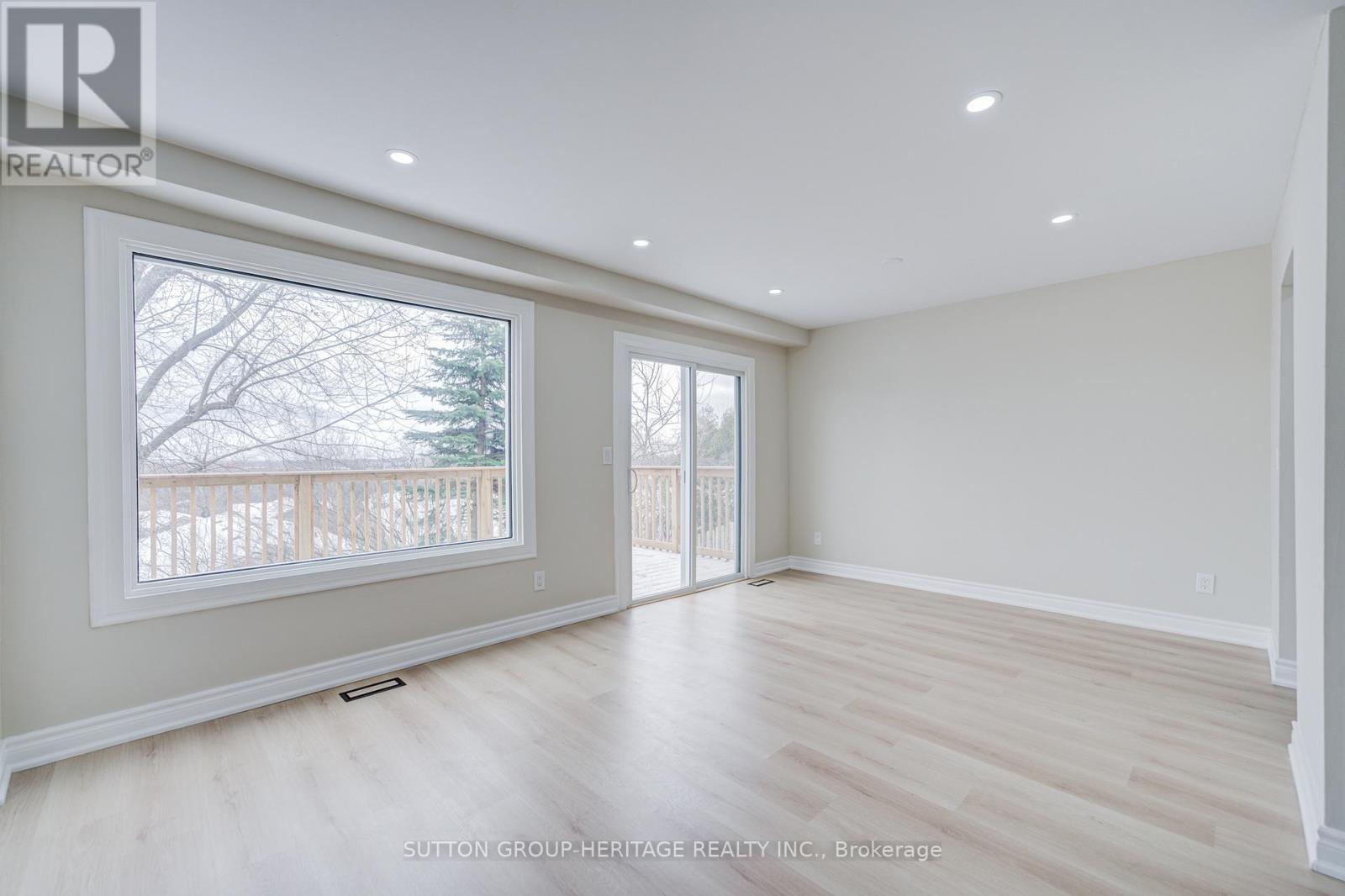 639 Down Crescent, Oshawa, Ontario  L1H 7X9 - Photo 20 - E12904544