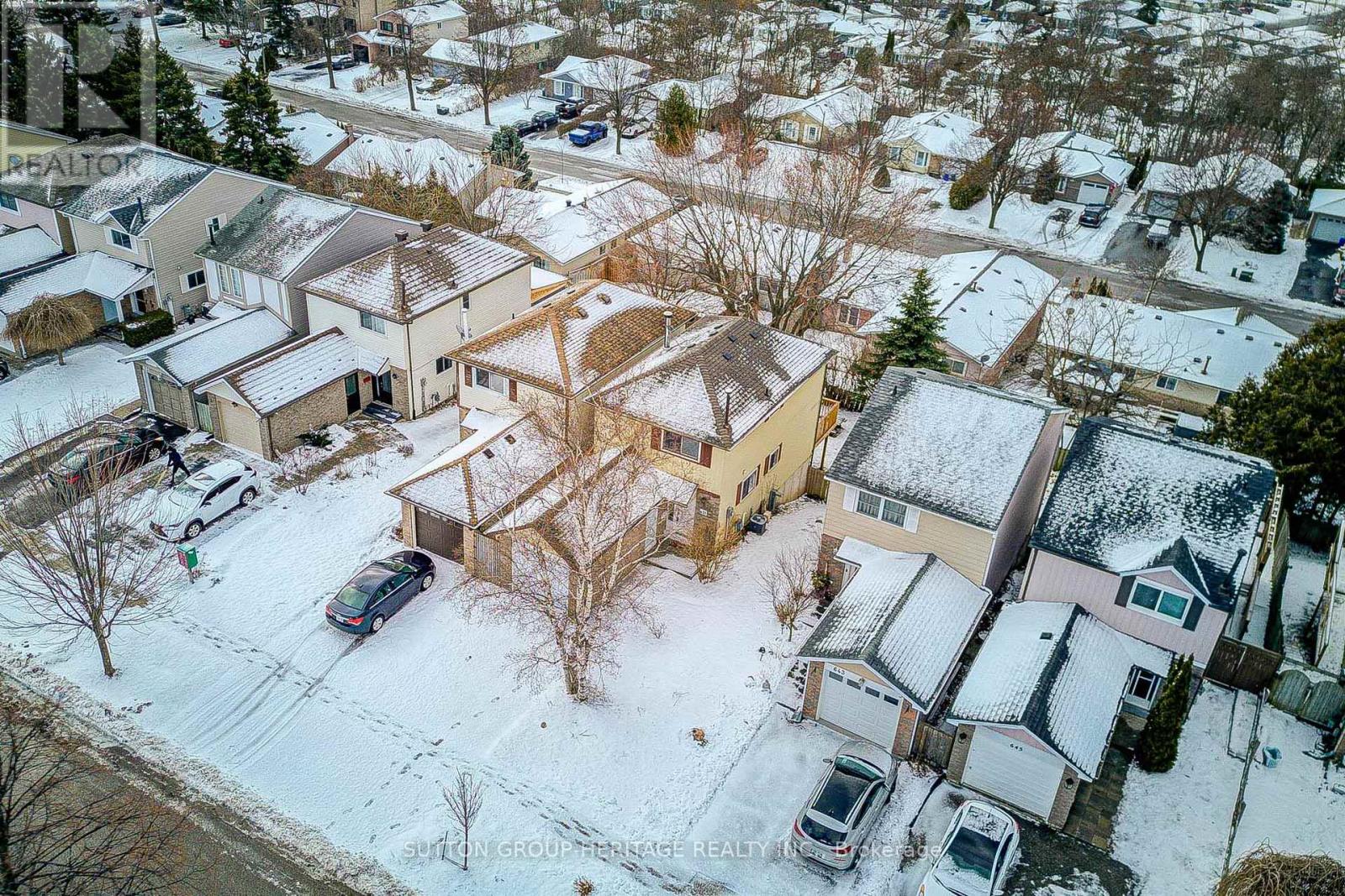 639 Down Crescent, Oshawa, Ontario  L1H 7X9 - Photo 6 - E12904544