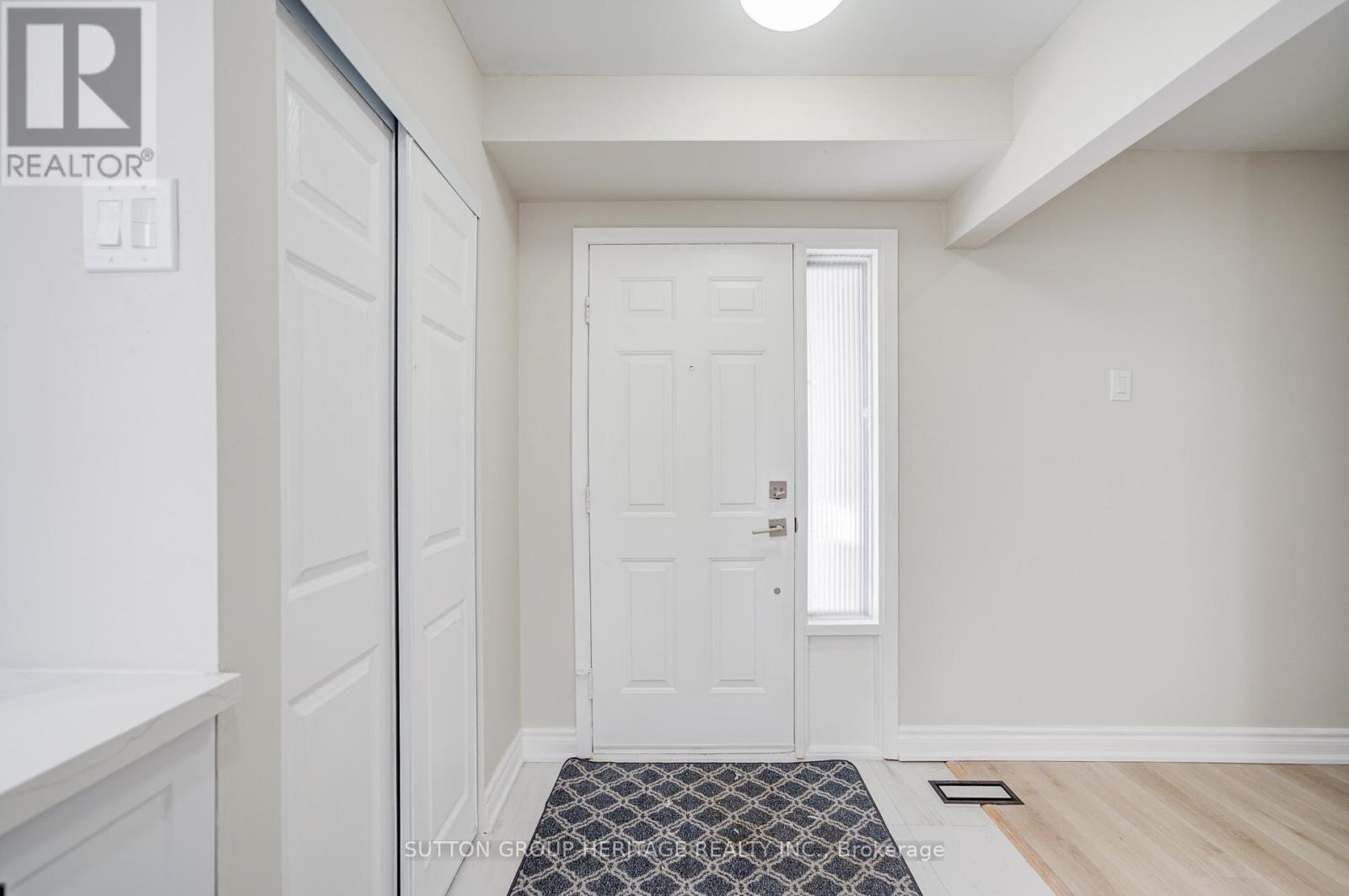 639 Down Crescent, Oshawa, Ontario  L1H 7X9 - Photo 9 - E12904544