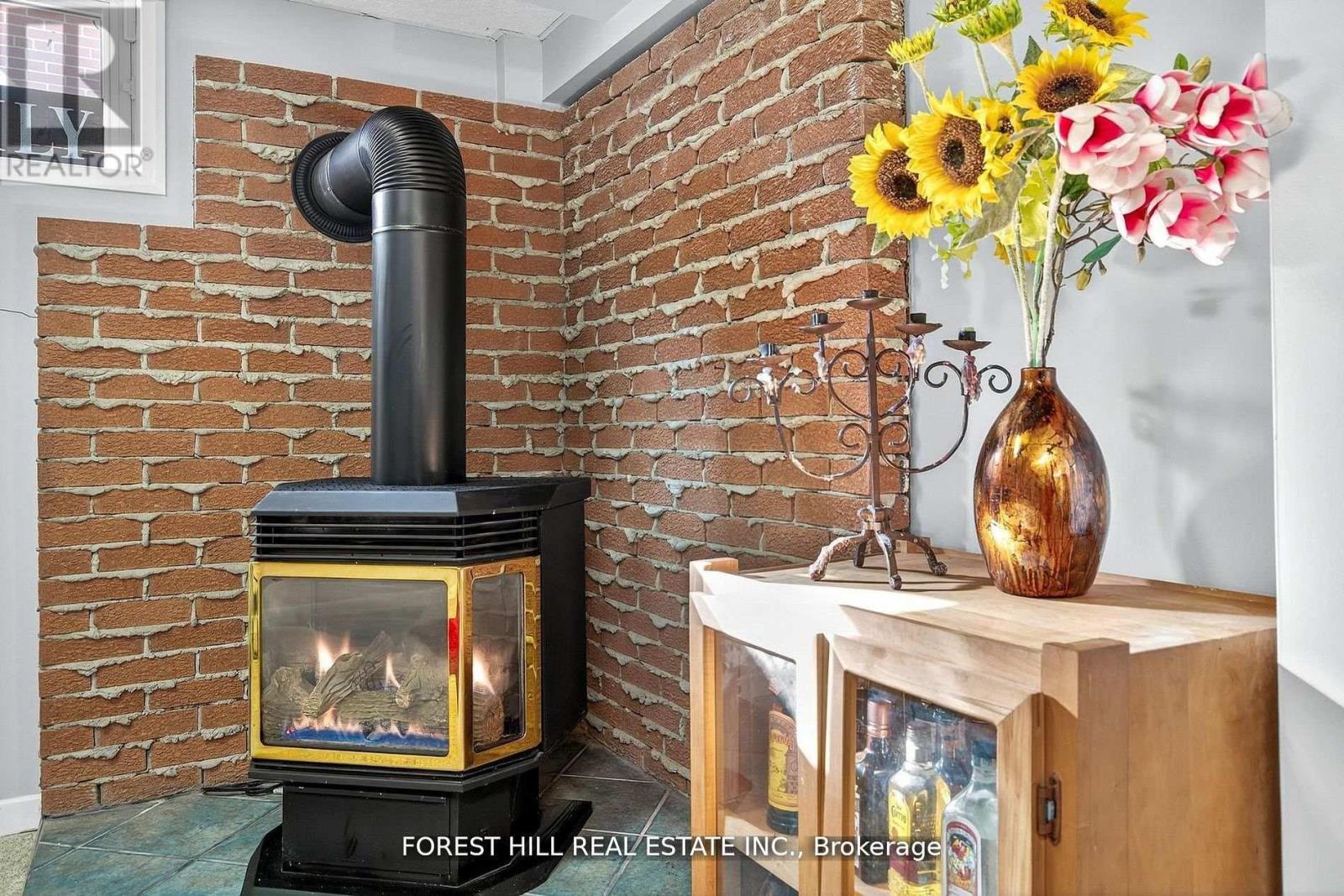 1550 Evangeline Drive, Oshawa, Ontario  L1J 3T2 - Photo 15 - E12904700