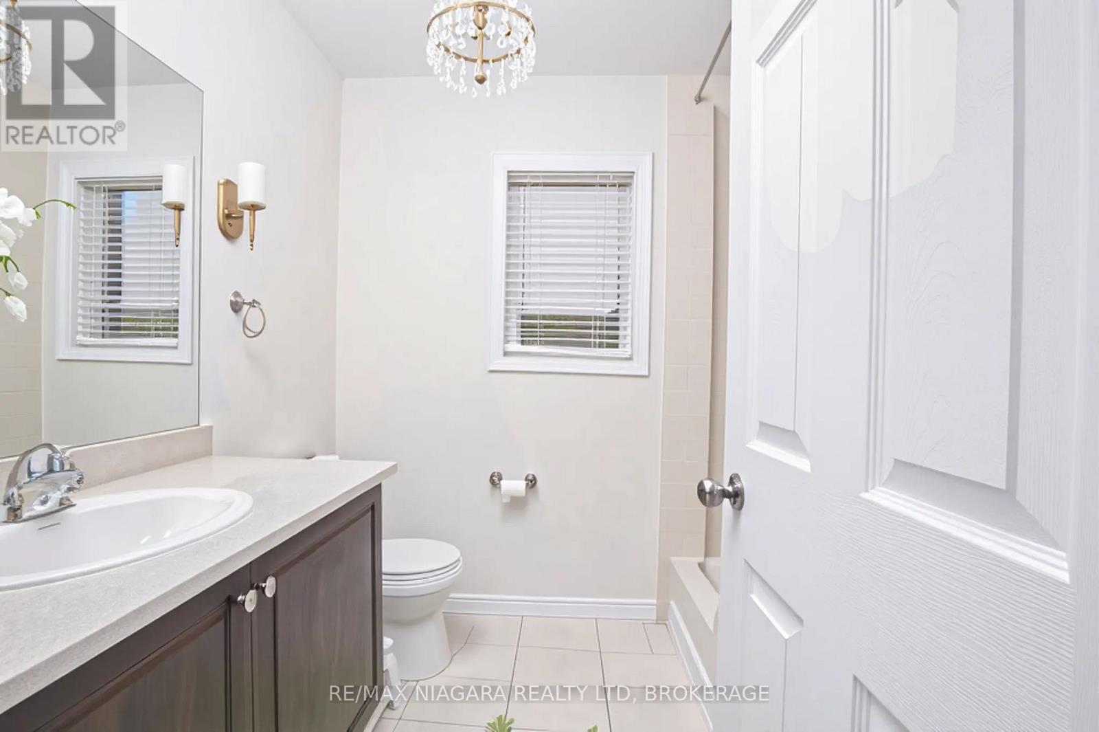 8573 Sweet Chestnut Drive, Niagara Falls, Ontario  L2H 0N1 - Photo 12 - X12904722