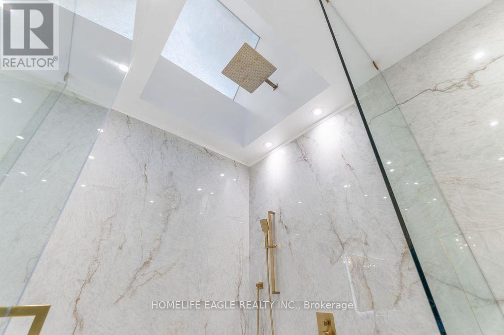 52 Child Drive, Aurora, Ontario  L4G 1Y5 - Photo 23 - N12904726