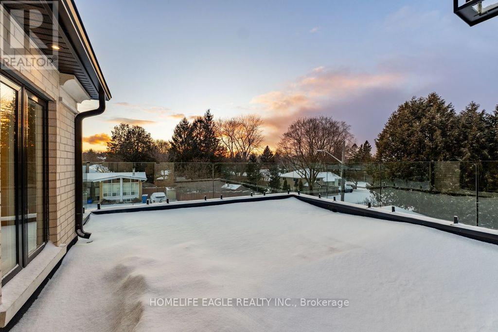 52 Child Drive, Aurora, Ontario  L4G 1Y5 - Photo 25 - N12904726