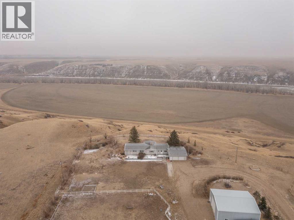 173065 Twp 102, Rural Taber, Alberta T1G 2C9 - Photo 5 - A2293357