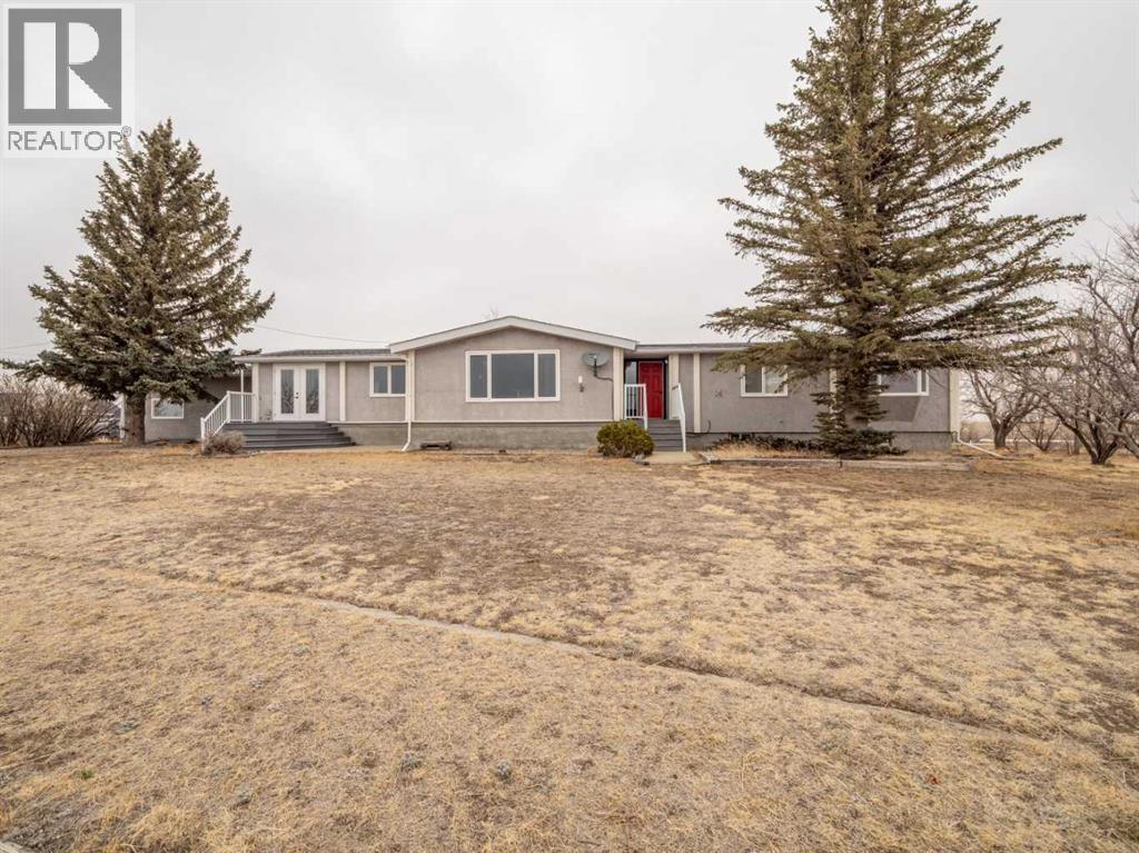 173065 Twp 102, Rural Taber, Alberta T1G 2C9 - Photo 2 - A2293357