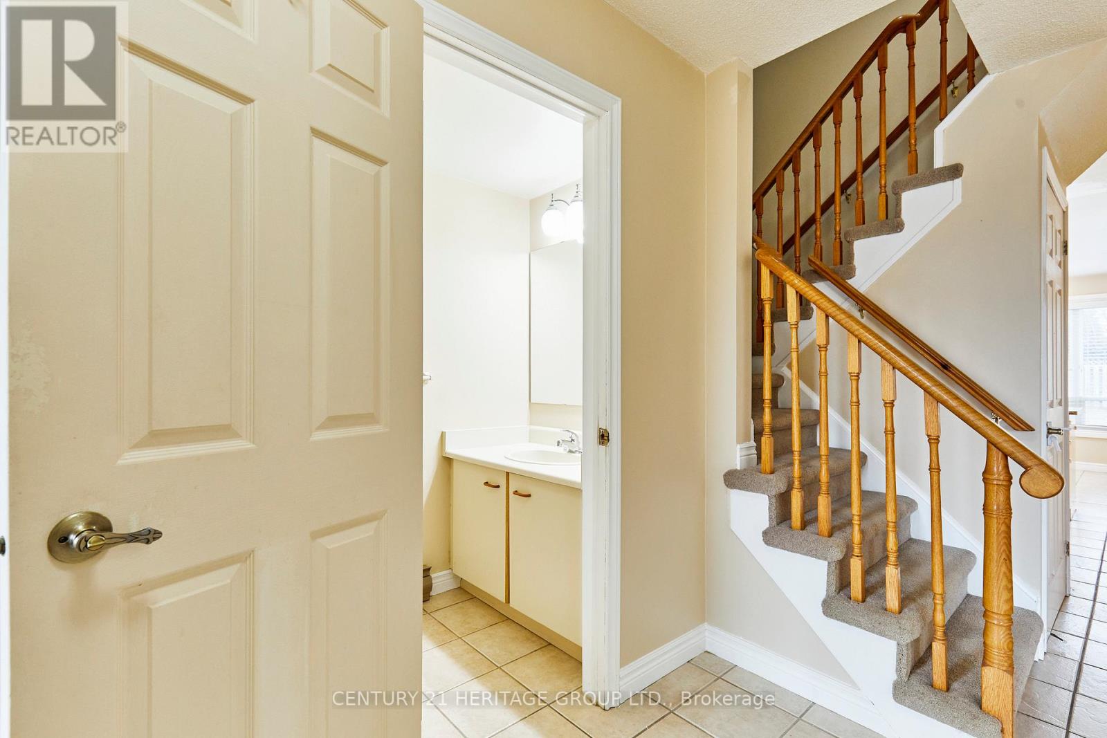 804 Mahina Street, Oshawa, Ontario  L1J 7S2 - Photo 11 - E12879522