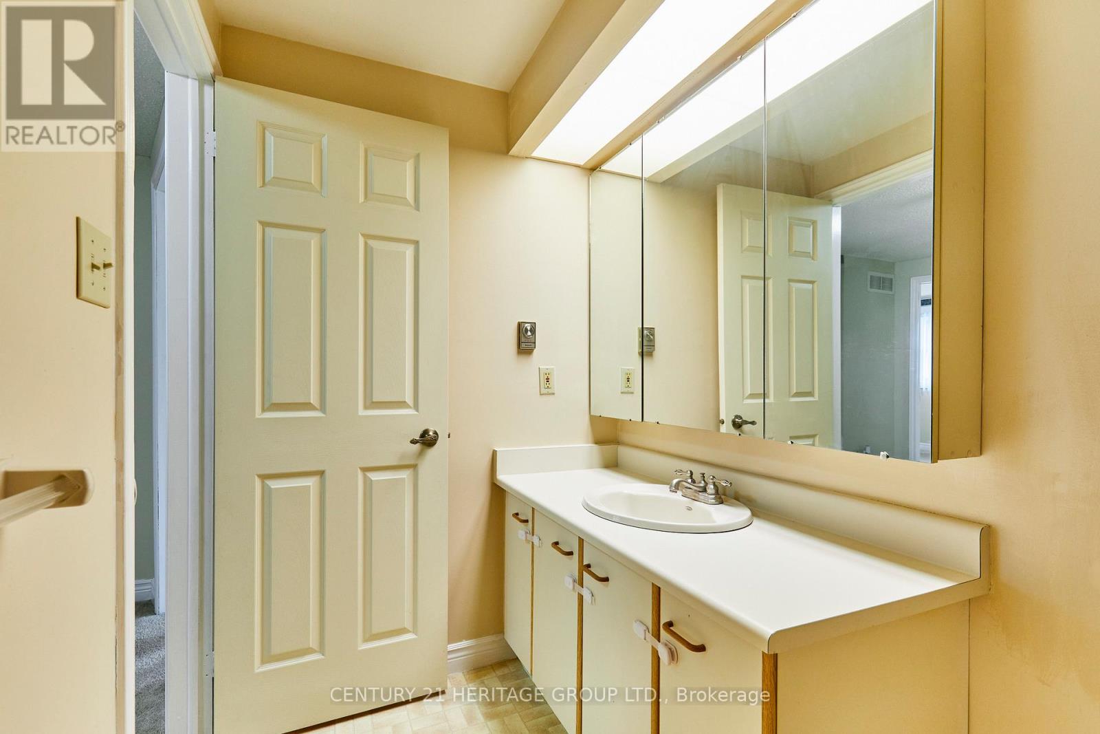 804 Mahina Street, Oshawa, Ontario  L1J 7S2 - Photo 36 - E12879522