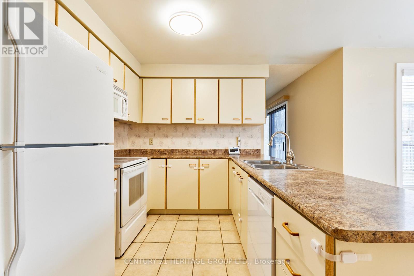 804 Mahina Street, Oshawa, Ontario  L1J 7S2 - Photo 15 - E12879522