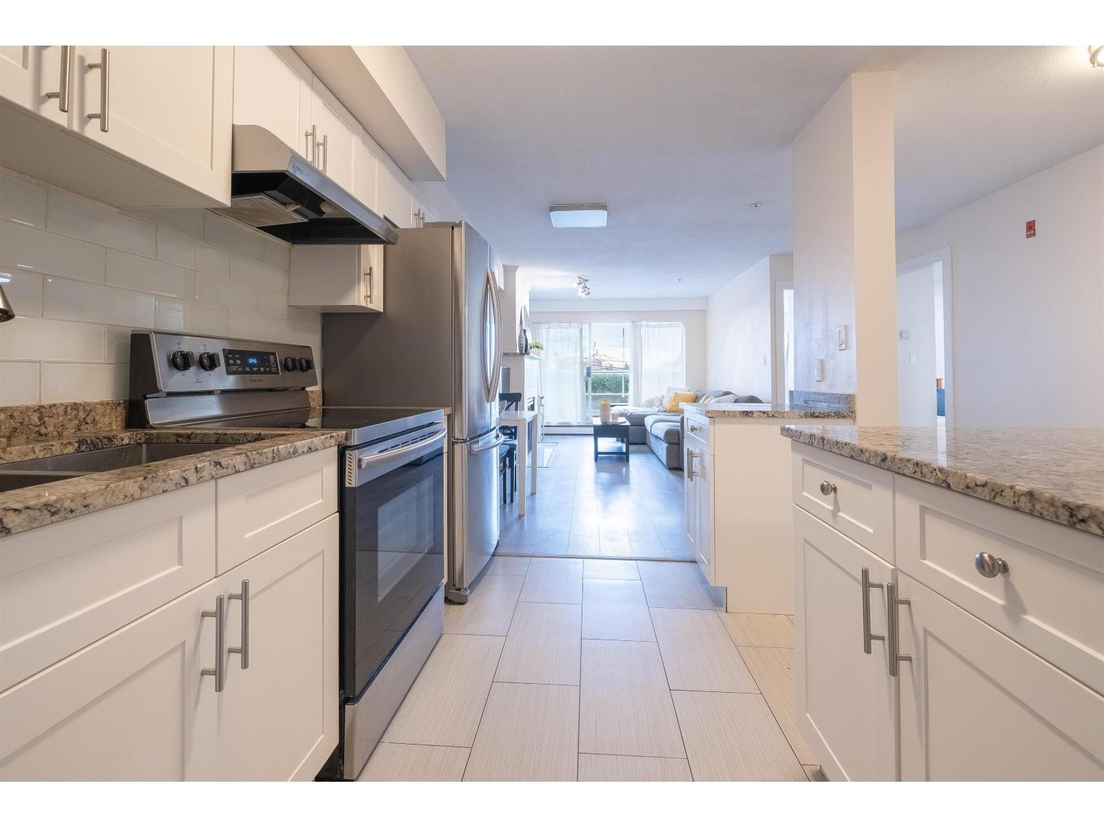 108 15233 Pacific Avenue, White Rock, British Columbia  V4B 1P8 - Photo 7 - R3093327