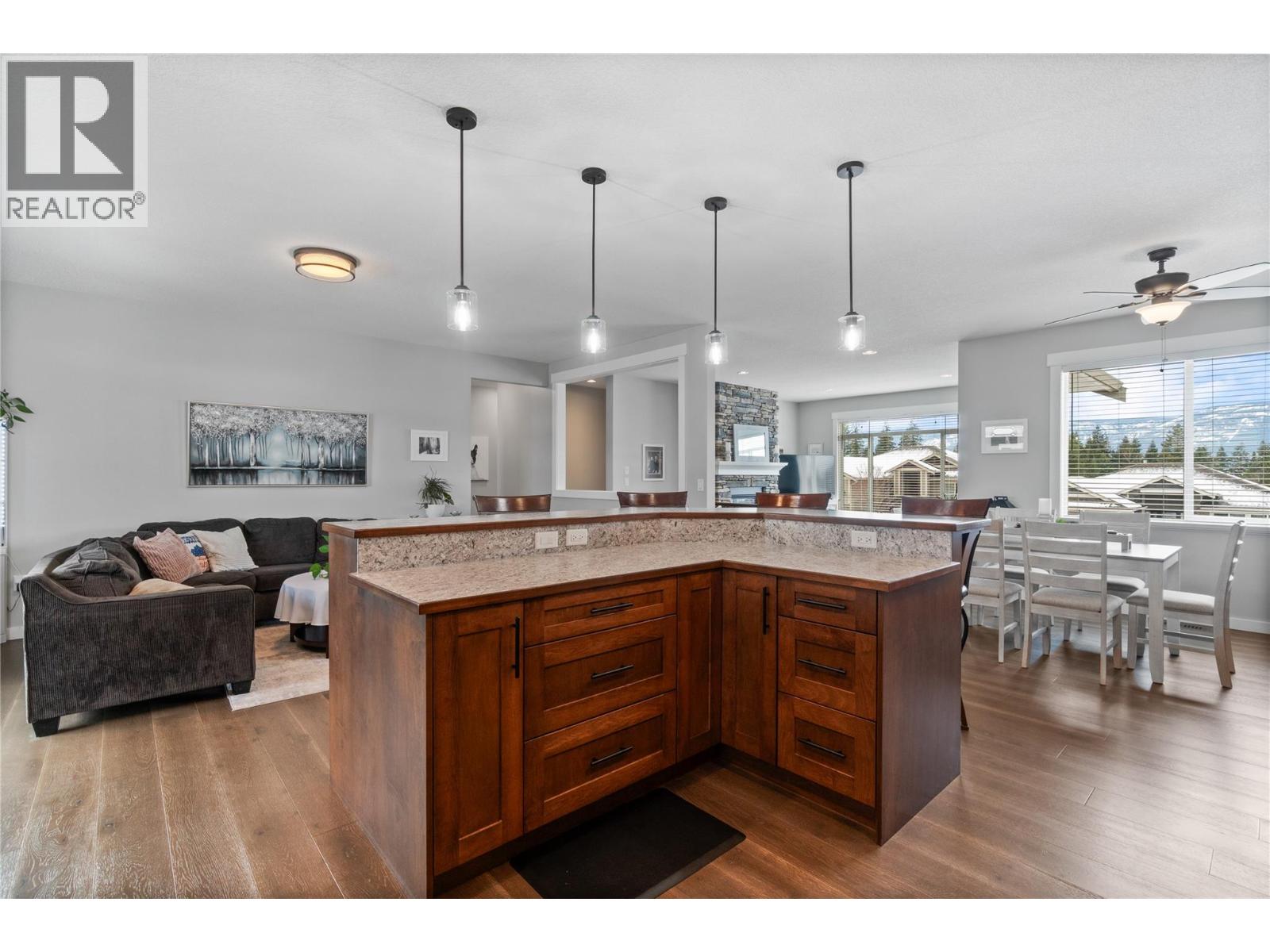 1120 24 Street Se, Salmon Arm, British Columbia  V1E 2J3 - Photo 14 - 10379036