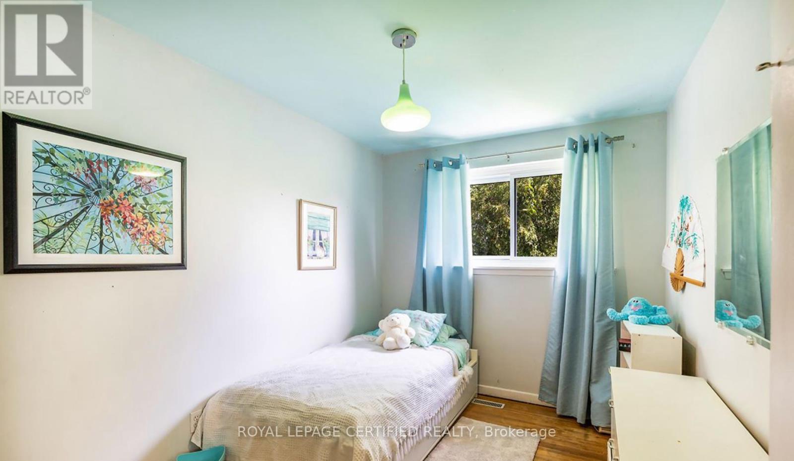 6872 Darcel Avenue, Mississauga, Ontario  L4T 2W5 - Photo 22 - W12903764