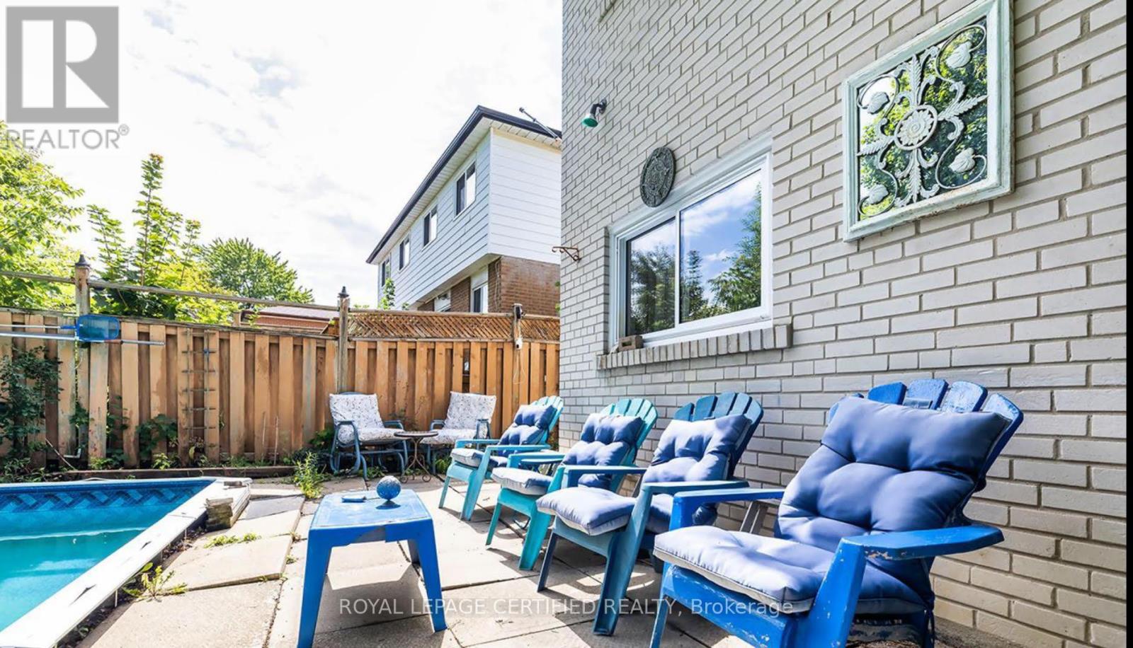 6872 Darcel Avenue, Mississauga, Ontario  L4T 2W5 - Photo 26 - W12903764