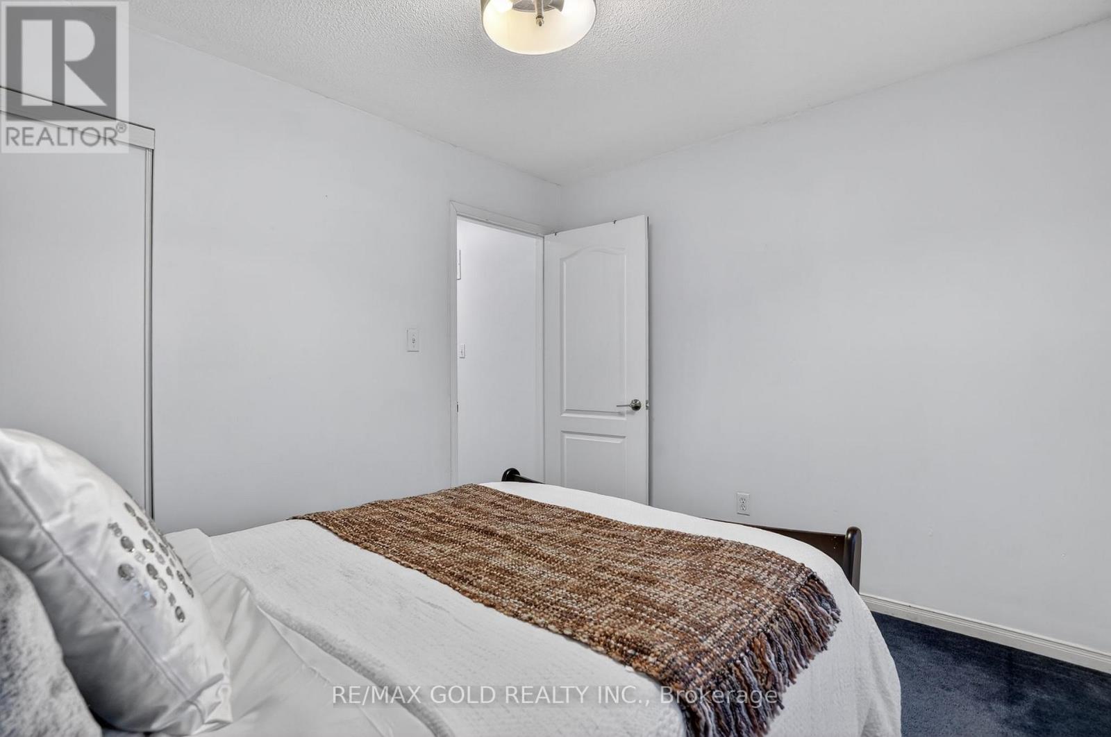 25 Spencer Drive, Brampton, Ontario  L7A 2A2 - Photo 23 - W12898262