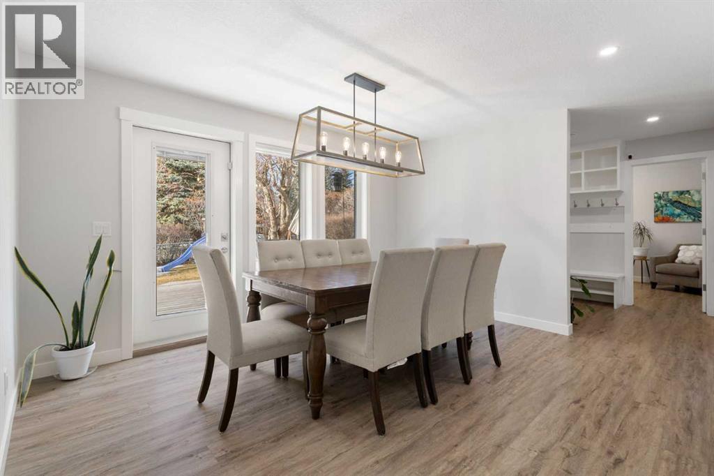 504 Varsity Estates Bay Nw, Calgary, Alberta  T3B 2W8 - Photo 16 - A2295009