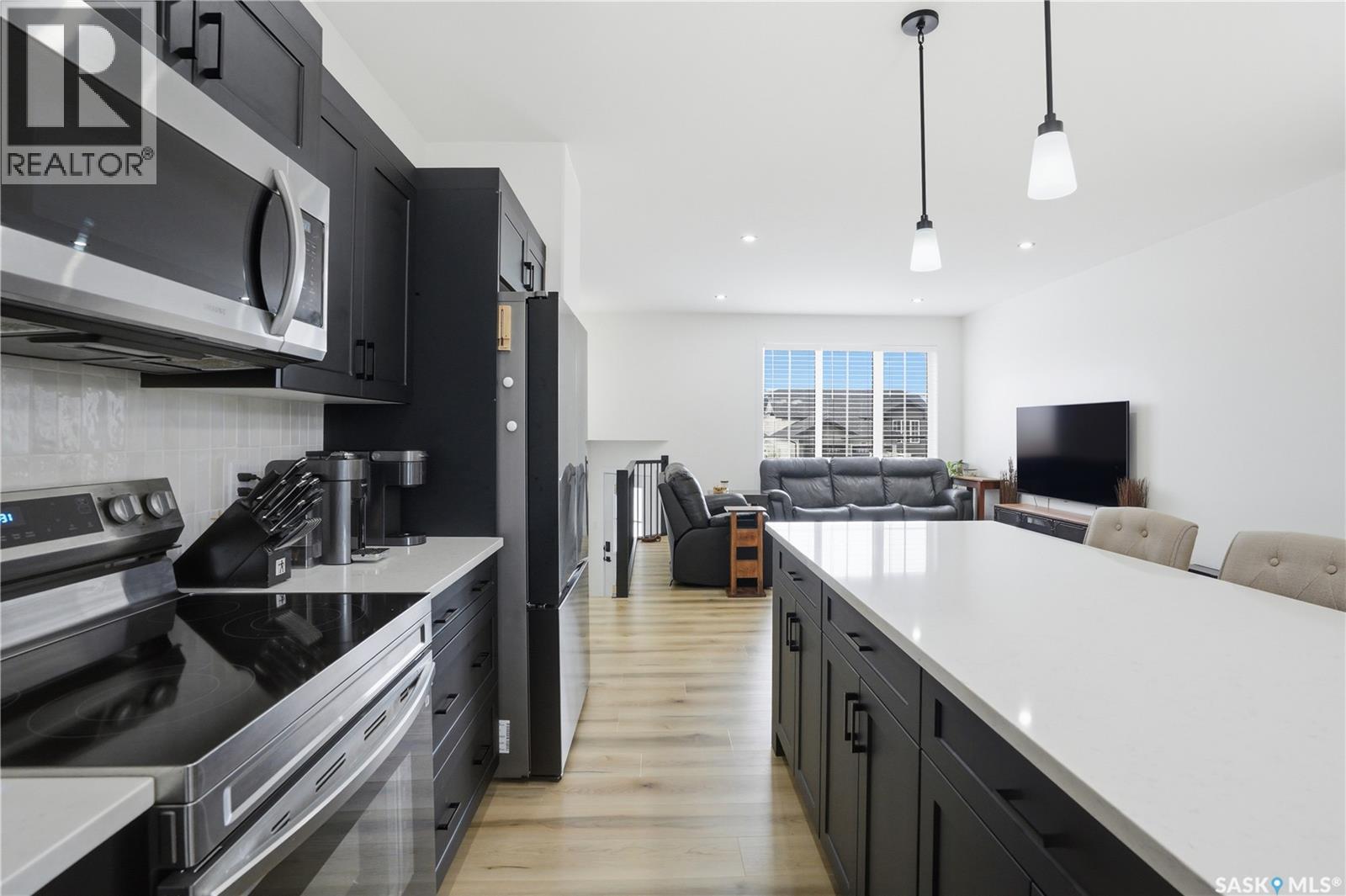 827 Woods Crescent, Warman, Saskatchewan  S0K 4S4 - Photo 12 - SK030952