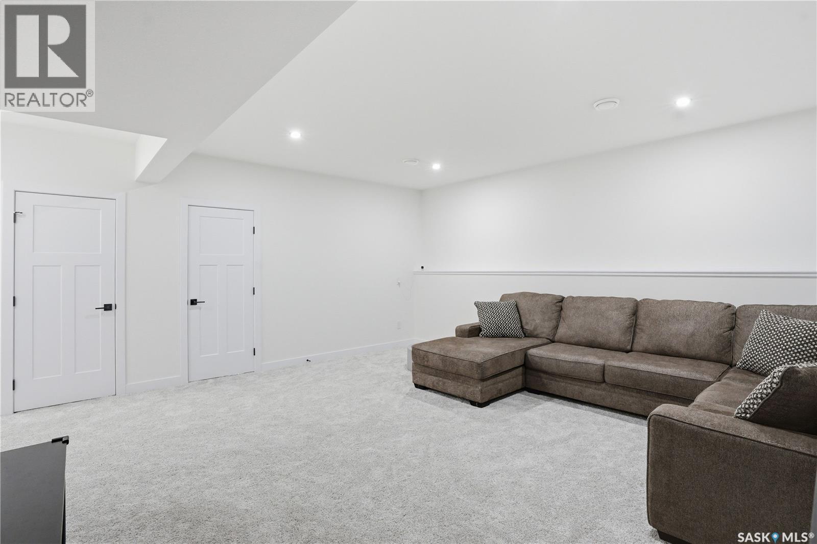 827 Woods Crescent, Warman, Saskatchewan  S0K 4S4 - Photo 31 - SK030952