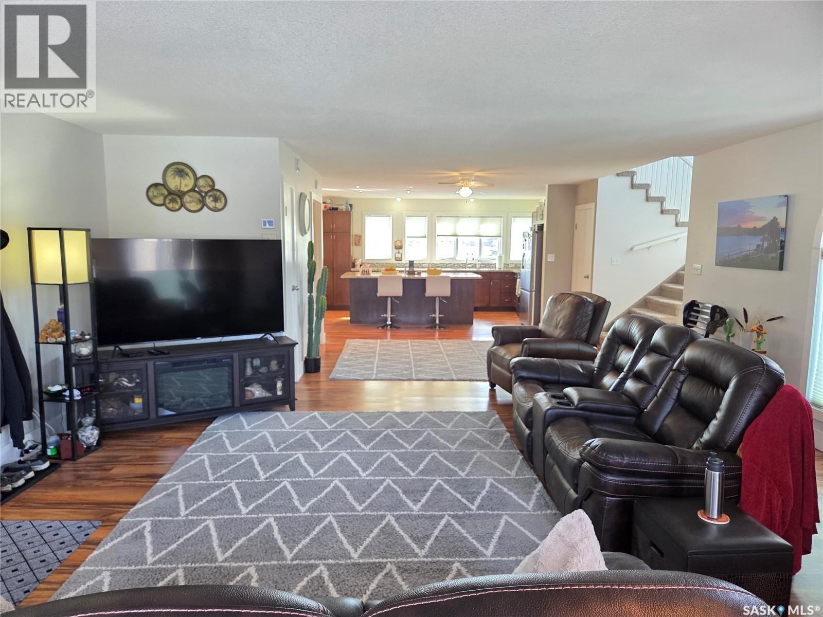 218 2nd Street E, Carlyle, Saskatchewan  S0C 0R0 - Photo 13 - SK030888