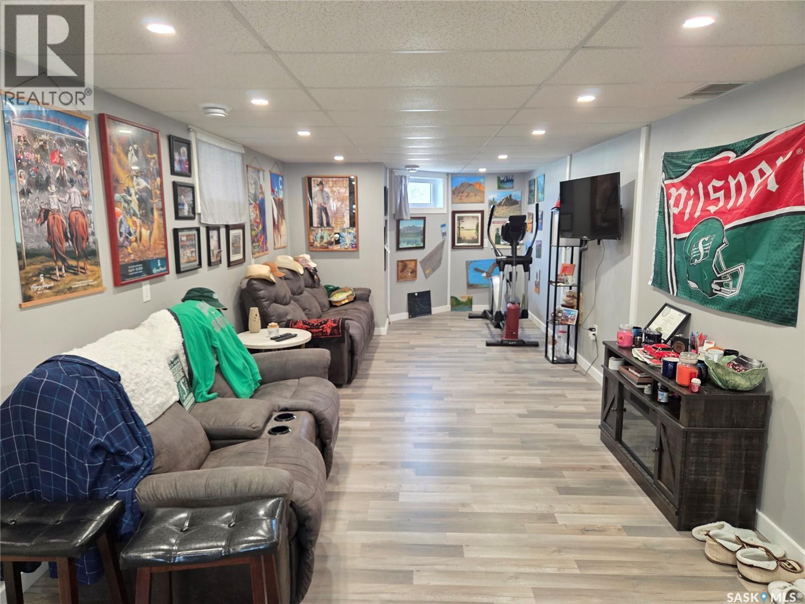 218 2nd Street E, Carlyle, Saskatchewan  S0C 0R0 - Photo 47 - SK030888