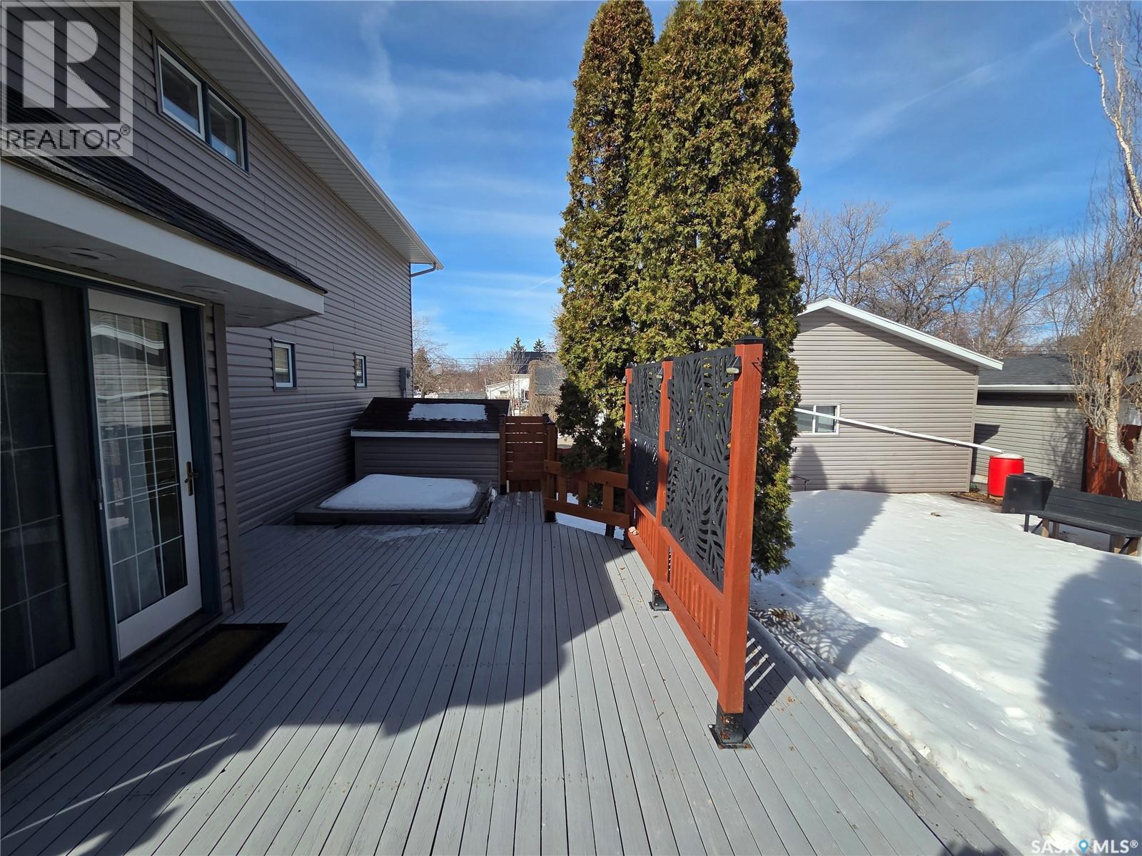 218 2nd Street E, Carlyle, Saskatchewan  S0C 0R0 - Photo 6 - SK030888