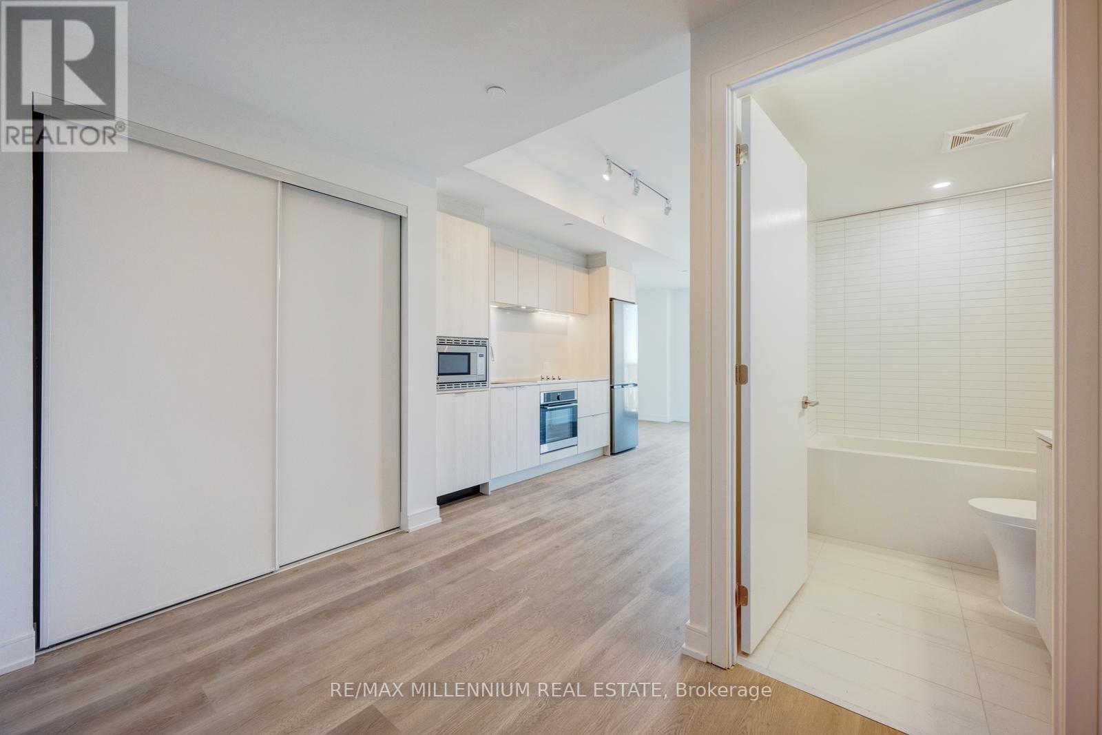 1811 - 3009 Novar Road, Mississauga, Ontario  L5B 0P9 - Photo 12 - W12904668